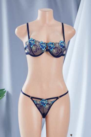 La Belle Fantastique 2 Pc Blue Daisy Embroidery Sexy Lingerie
