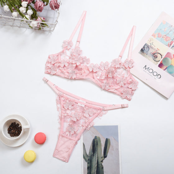 La Belle Fantastique 2 Pc Pink Daisy Embroidery Sexy Lingerie Fashion Lingerie