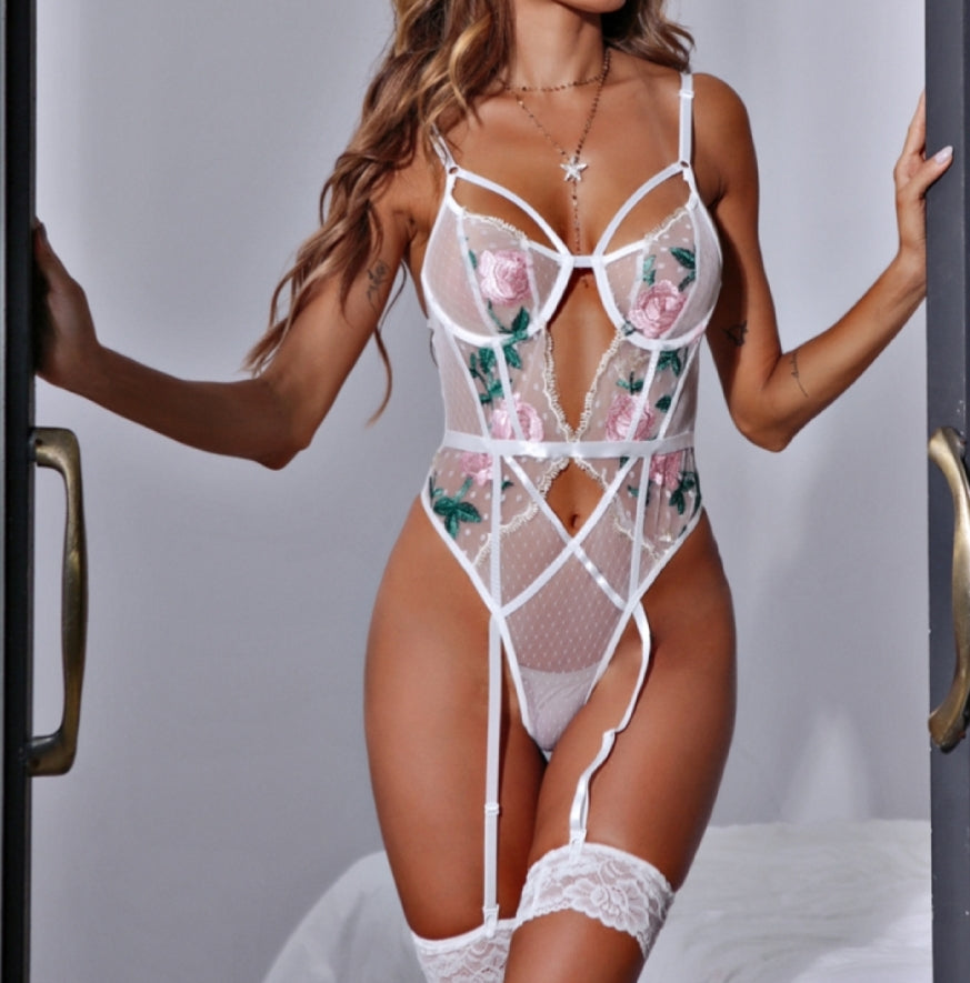 Selena Mesh Embroidery bodysuit lingerie Set