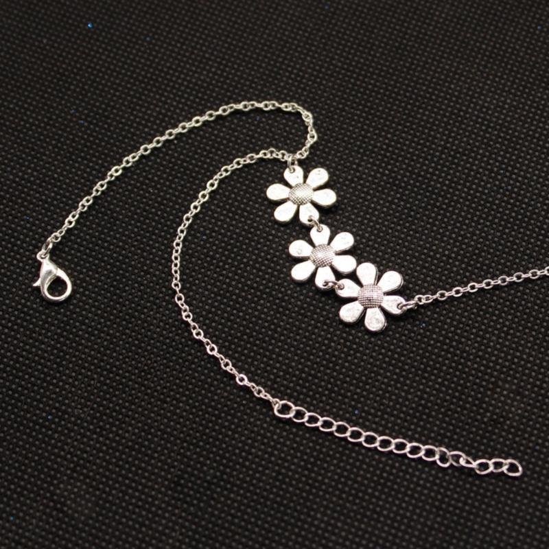 La Belle Fantastique Silver Filled Ring Bracelet | Chain Finger Bracelet - La Belle Fantastique