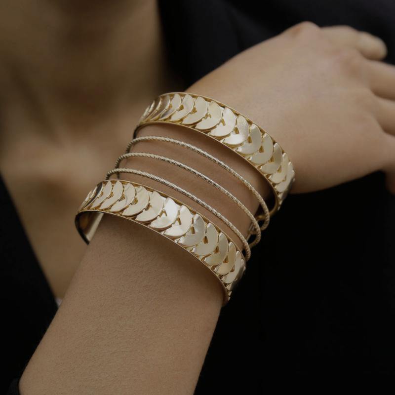 La Belle Fantastique Vintage solid cuff bracelet | Bangle Bracelet | Bracelet for Women | gold bangle Bracelet | Cuff Bracelet | Open Cuff Bracelet - La Belle Fantastique