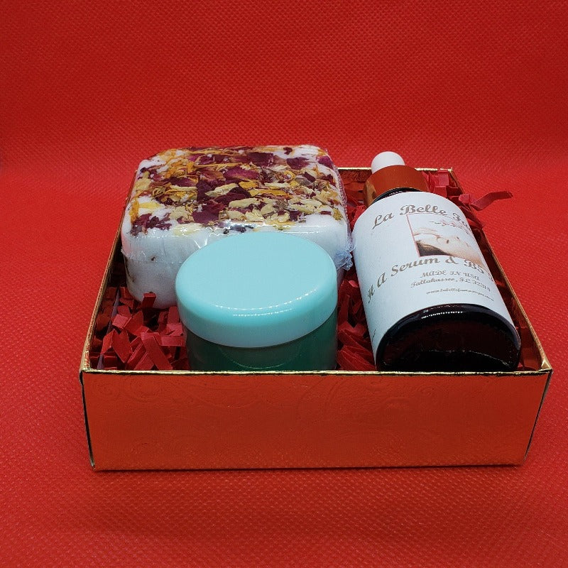 Spa Set for Women, Spa Gift Set for Mom, Gifts Under 30, Natural Bath Gift Basket Women | 1 1oz hyaluronic acid serum | 1 Lip mask | 1 Bath Bomb - La Belle Fantastique