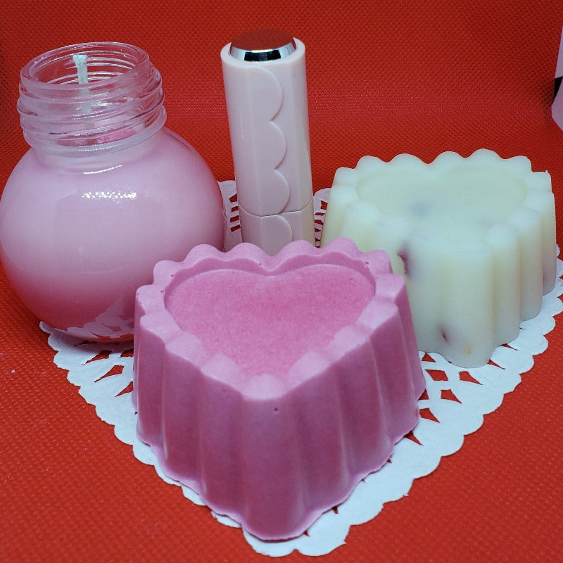 Love Me More - La Belle Fantastique