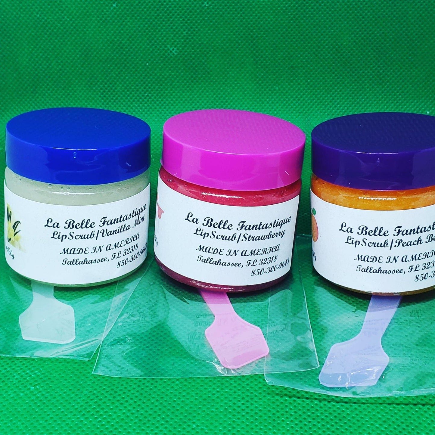 Lip Scrub | Edible Lip Scrub| Lip Exfoliation| Sugar Lip Scrub| Lip Care| Lip Polish | Yummy Lip Scrub - La Belle Fantastique 