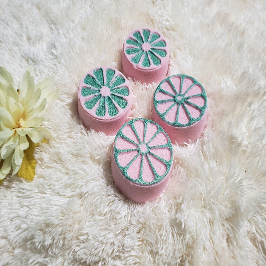 La Belle Fantastique Pack of 8 Bath Bombs 4.1oz Large Size Assorted Colors & Scents Handmade Cocoa Butter Moisturize Dry Skin | Great Gift - La Belle Fantastique 